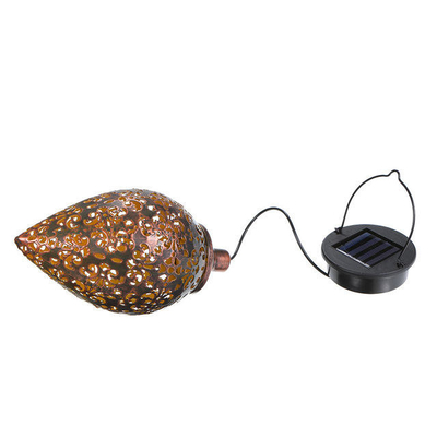 Wisząca zewnętrzna lampa słoneczna IP44 Wodoodporna lampa słoneczna w ogrodzie Metalowa kuta latarnia retro