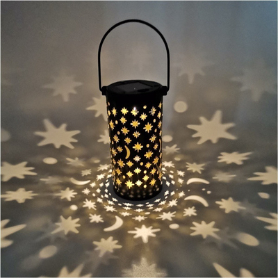 Żelazne puste latarnie słoneczne na zewnątrz Star Moon Retro Light Terrace Path Decoration IP66
