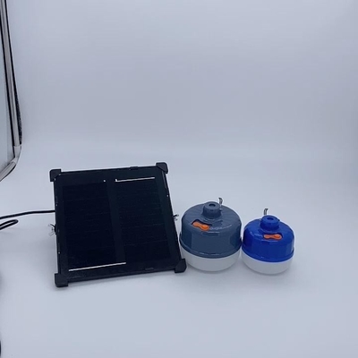 Przenośna żarówka LED Solarne światła awaryjne do namiotu kempingowego IP65 2700K
