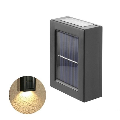 2/6LED w górę iw dół Zasilany energią słoneczną kinkiet LED Dekoracja schodowa na zewnątrz ogrodu