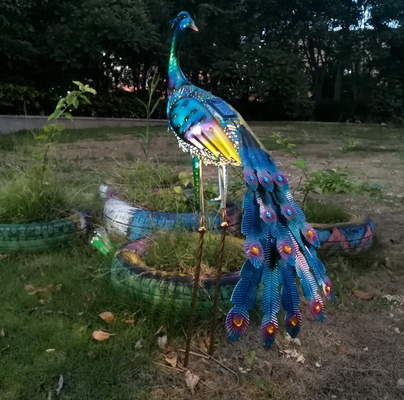Outdoor Solar Metal Peacock Statue zasilane energią słoneczną światła rzemieślnicze Backyard Party Wedding Decor