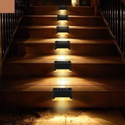 Zewnętrzny wodoodporny ogród Solar Deck Step Lights Balkon Ogrodzenie LED Solar Lights 2700K