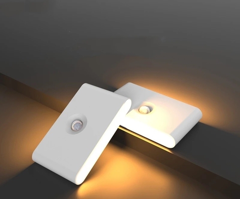 Bezprzewodowa indukcja LED SMD2835 Lampka nocna Indukcja ludzkiego ciała